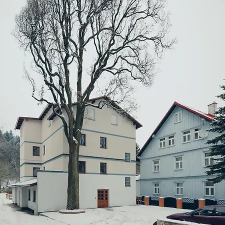 Limba Nocleg ze śniadaniem *